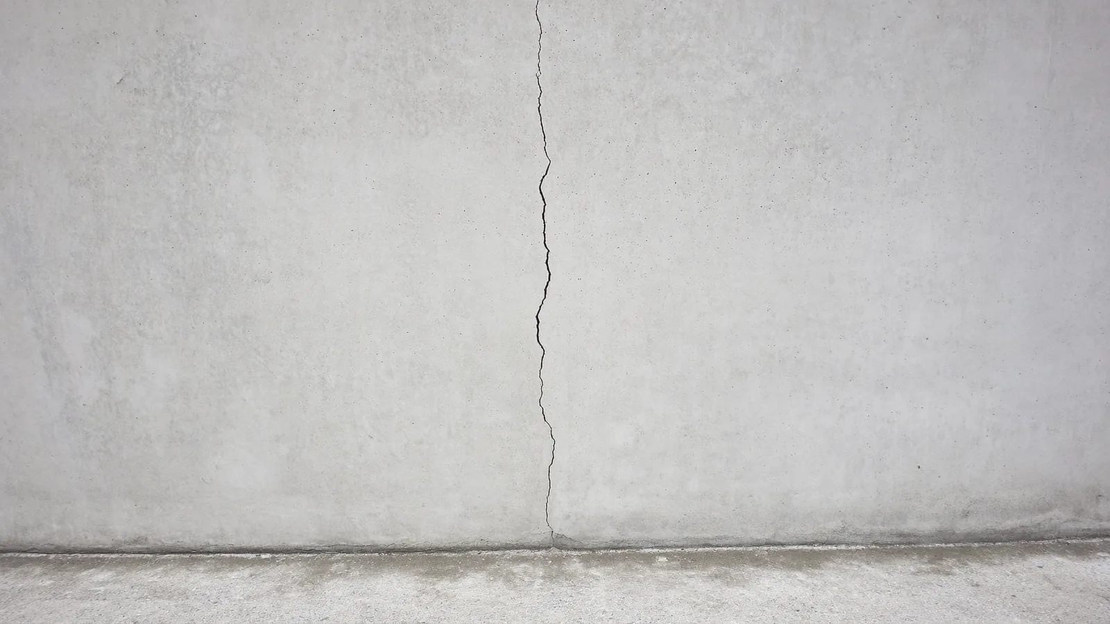 Vertical Foundation Cracks in Chattanooga